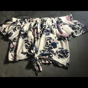 Off The Shoulder Floral Top🌸